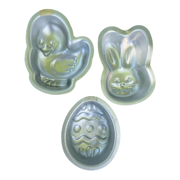 Lot of 3 Mini Easter Cake Pans - Picture 2 of 3